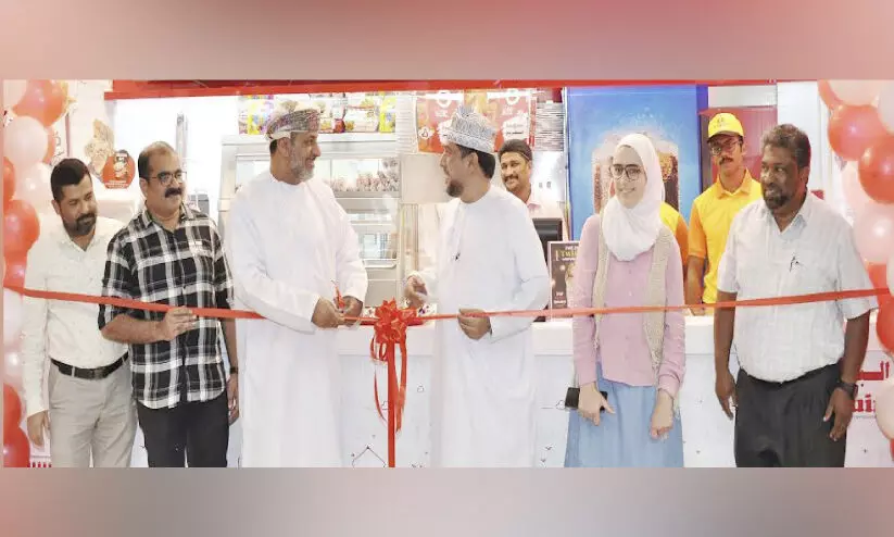 പെൻഗ്വിൻ സലാല ഗാർഡൻസ് മാളിൽ തുറന്നു പെൻഗ്വിൻ സലാല ഗാർഡൻസ് മാളിൽ തുറന്നു