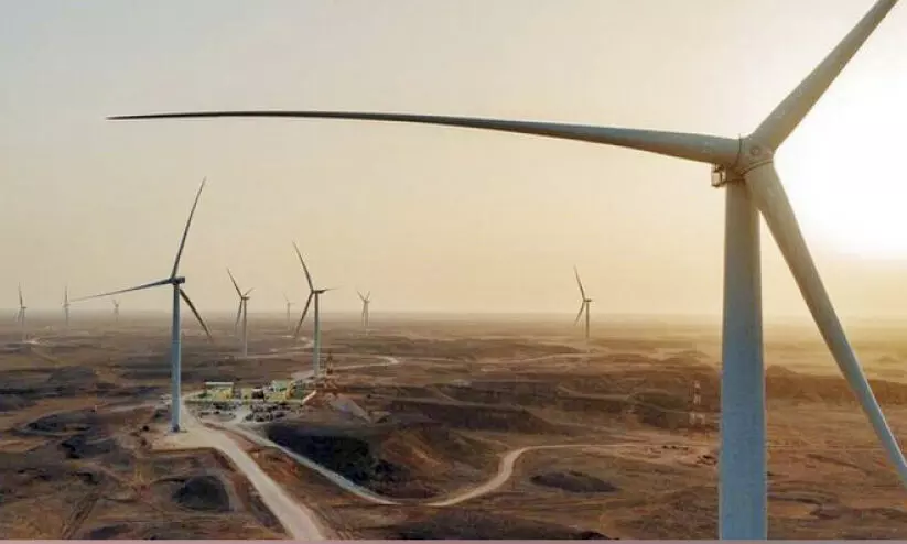 ദു​ക​മി​ലും ബ​നീ ബു​ആ​ലി​യി​ലും ഹ​ർ​വീ​ലി​ലും കാ​റ്റാ​ടി പ​ദ്ധ​തി​ക​ൾ