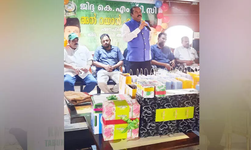 പ്ര​വാ​സത്തി​ന്റെ ആ​ല​സ്യ​ത്തി​ൽ നി​ന്ന് അ​ൽ​പ​ം ആ​ശ്വാ​സം; റ​യാ​ൻ ഏ​രി​യ കെ.​എം.​സി.​സി ക​പ്പ​ൽ​യാ​ത്ര സം​ഘ​ടി​പ്പി​ച്ചു