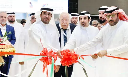 യു.​എ.​ഇ സ്കൂ​ൾ​സ്​ ആ​ൻ​ഡ്​ ന​ഴ്​​സ​റി ഷോ ​ഷാ​ർ​ജ​യി​ൽ