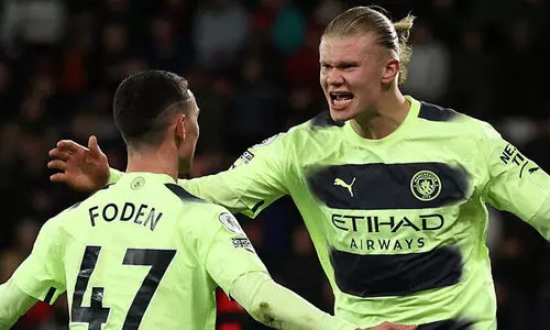 വല നിറച്ച് സിറ്റി; വിട്ടുകൊടുക്കാതെ ആഴ്സണലും; പ്രീമിയർ ലീഗ് കിരീട പോര് ആവേശത്തിലേക്ക്