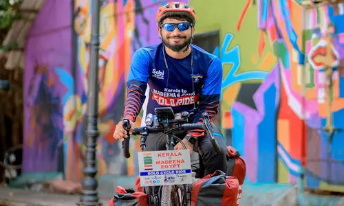 സാ​ബി​ത്തി​ന്‍റെ ലോ​ക​സ​ഞ്ചാ​രം