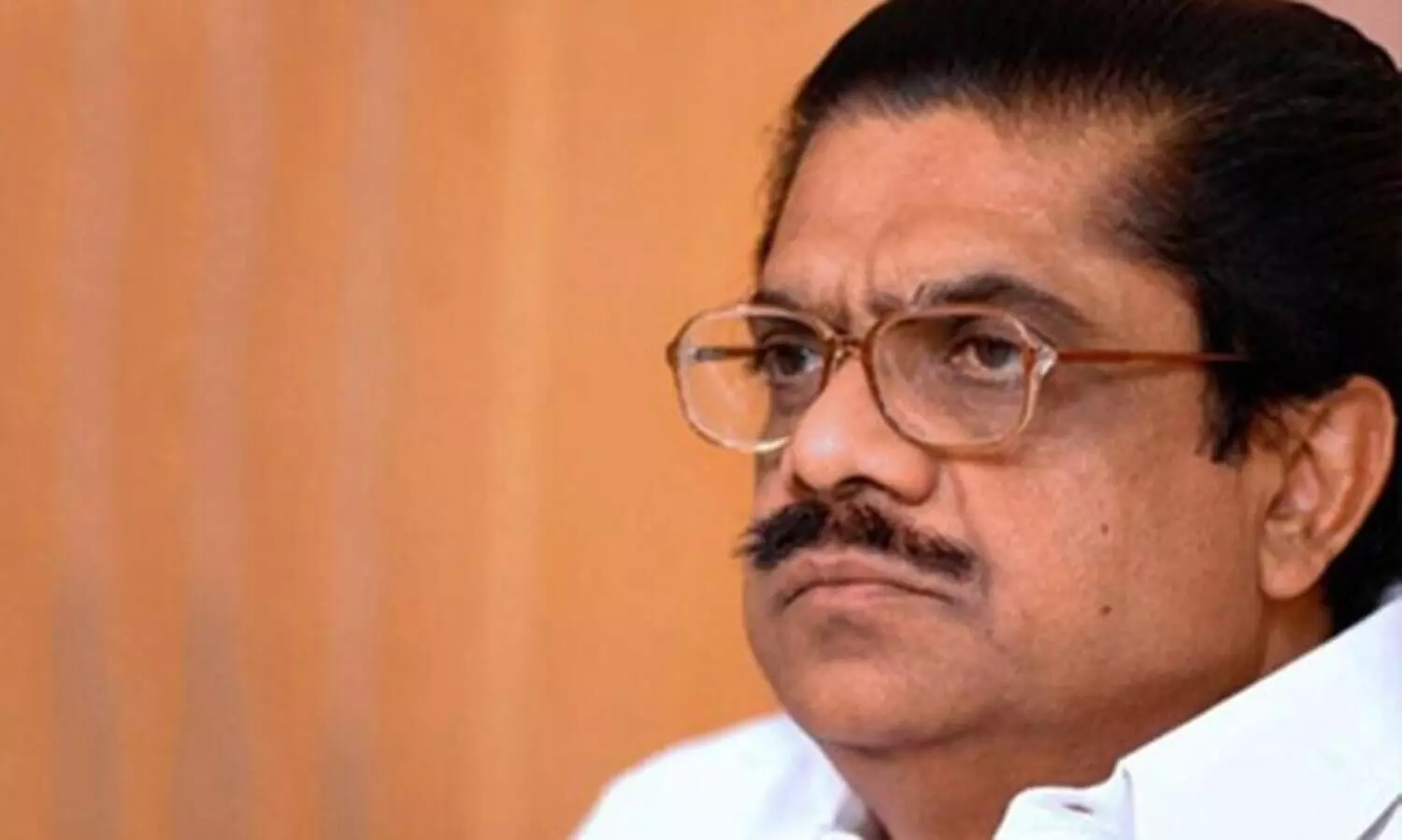 workers are allowed to drink V.M.Sudheeran protested