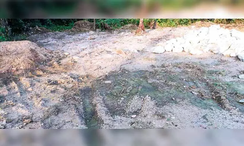 പന്തളത്തെ അഗ്നിരക്ഷ നിലയം നിർമാണം ഇനിയും എത്രനാൾ ? പന്തളത്തെ അഗ്നിരക്ഷ നിലയം നിർമാണം ഇനിയും എത്രനാൾ ?