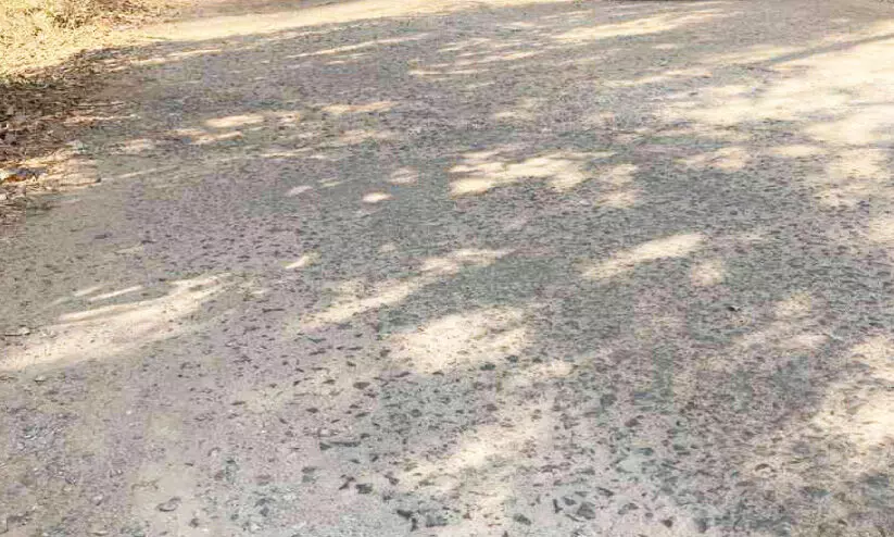 ഫണ്ട് അനുവദിച്ചിട്ടും റോഡ് പണി തുടങ്ങാറായില്ലേ?