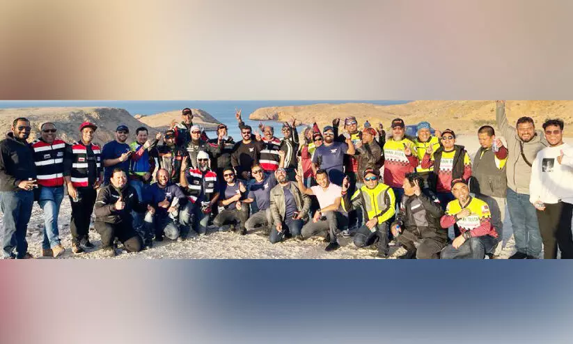 ഒ​മാ​നെ തൊ​ട്ട​റി​ഞ്ഞ മ​ലേ​ഷ്യ​ൻ റൈ​ഡേ​ഴ്​​സ്; ​സ്​​നേ​ഹ​ക്കൂ​​ട്ടൊ​രു​ക്കി ബൈ​ക്കേ​ഴ്​​സ് ബ്ര​ദേ​ഴ്​​സ്​