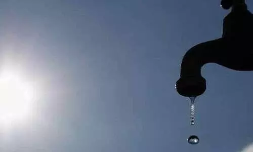 ദാഹിച്ചുവലഞ്ഞ്​ ആലപ്പുഴ; കു​ടി​വെ​ള്ള​ത്തി​നാ​യി നാ​ടെ​ങ്ങും നെ​ട്ടോ​ട്ടം