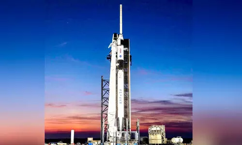 ഫാ​ൽ​ക്ക​ൺ-9 വി​ക്ഷേ​പ​ണം മു​ട​ങ്ങി​യ​ത്​ അ​വ​സാ​ന മി​നി​റ്റി​ൽ