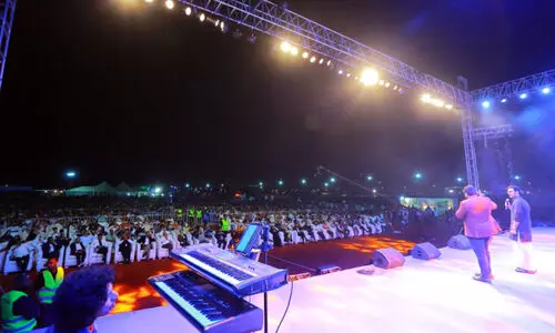 ഹാ​ർ​മോ​ണി​യ​സ് കേ​ര​ള; നി​റ​ഞ്ഞ സ​ന്തോ​ഷ​ത്തോ​ടെ ആ​സ്വാ​ദ​ക​ർ