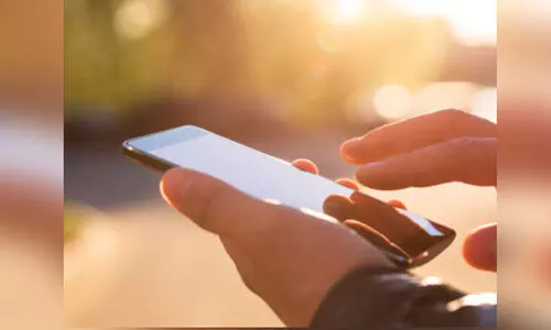 അ​പ​ക​ട​ത്ത​ർ​ക്ക​ങ്ങ​ൾ തീ​ർ​പ്പാ​ക്കി മൊ​ബൈ​ൽ ആ​പ് വി​ജ​യകരം