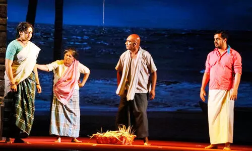 ഈ ​ക​ടാ​പ്പു​റ​ത്ത് ഞാ​ൻ പാ​ടി​പ്പാ​ടി ന​ട​ക്കും; പ​രീ​ക്കു​ട്ടി​യും ക​റു​ത്ത​മ്മ​യും ബ​ഹ്റൈ​നി​ൽ