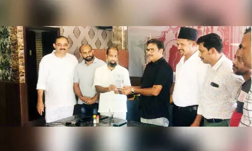 സ്വീ​ക​ര​ണം ന​ൽ​കി