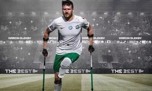 ഒറ്റക്കാലിലൊരു ബൈസിക്കിൾ കിക്ക്; പുഷ്കാസ് പുരസ്കാരത്തിൽ നിറഞ്ഞ് ​ഒലെക്സി; വിഡിയോ..