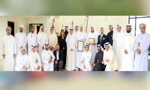 കെ ​ഫ്ലാ​ഗ് സം​ഘ​ത്തി​ന് ഒ​മാ​ൻ മ​ന്ത്രി​യു​ടെ പ്ര​ശം​സ