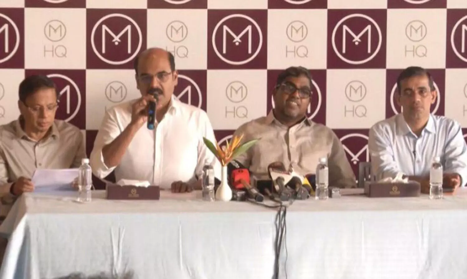 മലബാർ ഗ്രൂപ് 30ാം വാർഷികവും കാക്കഞ്ചേരി ആഭരണ നിർമാണശാല ഉദ്ഘാടനവും നാലിന്