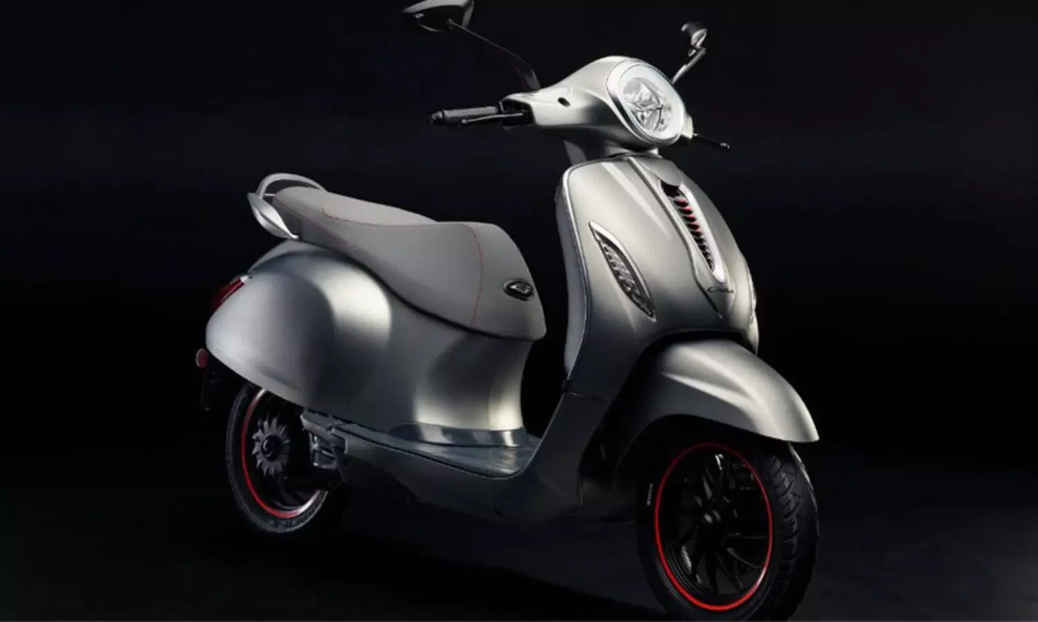 Bajaj Chetak Premium 2023