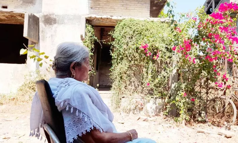 Sakiya Jaffery in the memories of Husband Ihsan Jafari