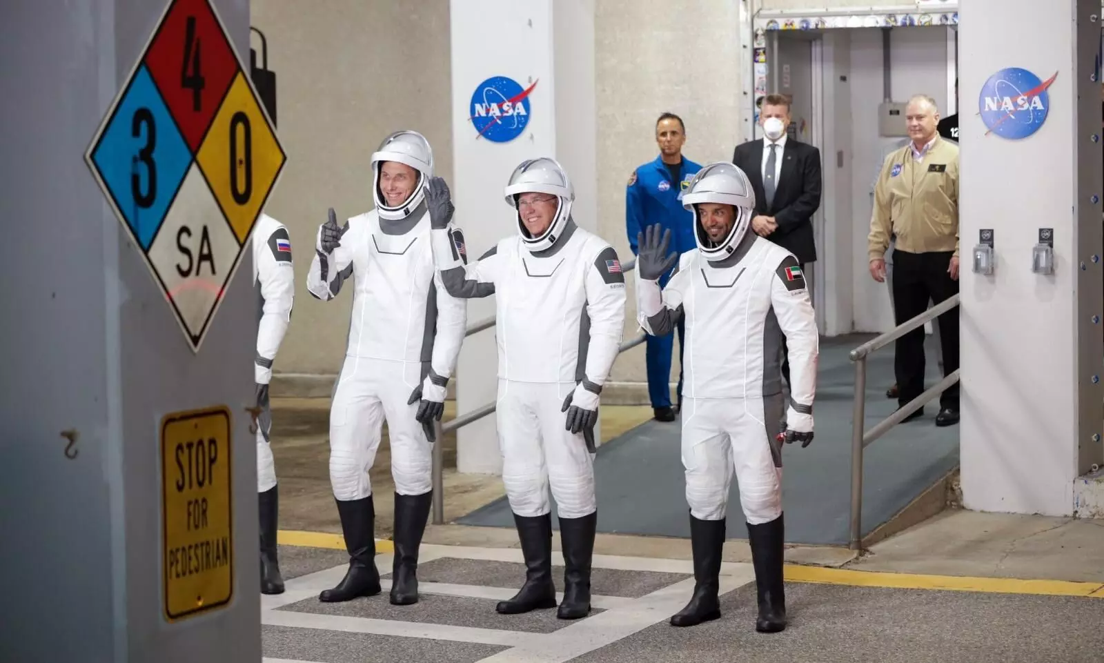 രണ്ടാമൂഴത്തിൽ വിക്ഷേപണം വിജയം; സുൽത്താൻ അൽ നിയാദി കുതിച്ചുയർന്നു രണ്ടാമൂഴത്തിൽ വിക്ഷേപണം വിജയം; സുൽത്താൻ അൽ നിയാദി കുതിച്ചുയർന്നു