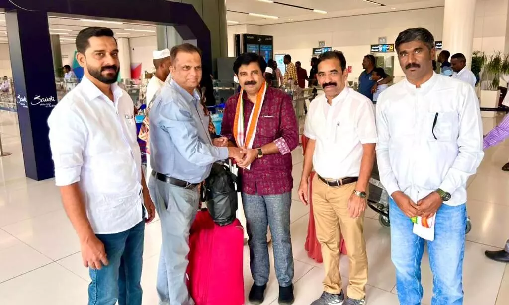 സൗദിയിൽ ഒ.ഐ.സി.സിയുടെ ‘ചിന്തൻ ശിവിർ’ നാളെ സൗദിയിൽ ഒ.ഐ.സി.സിയുടെ ‘ചിന്തൻ ശിവിർ’ നാളെ