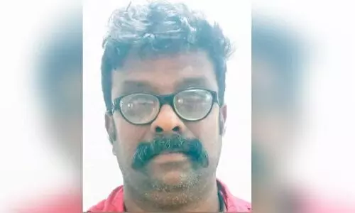 വി​ൽ​പന​ക്കാ​യി സൂ​ക്ഷി​ച്ച 16.8 ലി​റ്റ​ർ മ​ദ്യം പി​ടി​കൂ​ടി