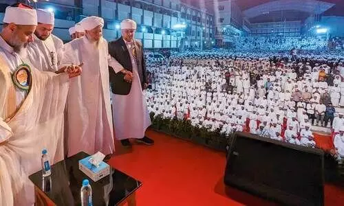 പണ്ഡിതർ കരുണയും സഹജീവി സ്നേഹവുമുള്ളവരാകണം -കാന്തപുരം എ.പി. അബൂബക്കർ മുസ്‍ലിയാർ