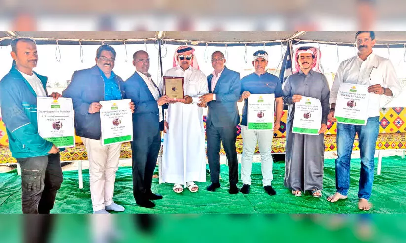 ദേ​ശീ​യ പ​രി​സ്ഥി​തി ദി​നം; അ​ലി അ​ൽ ഹ​ൻ​സാ​ബി​നൊ​പ്പം മ​രം​ന​ട്ട് മൈ​ന്റ് ട്യൂ​ൺ എ​ക്കോ വൈ​വ്സ്