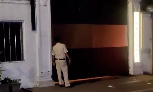 ഷാരൂഖ് ഖാന്റെ ബംഗ്ലാവായ ‘മന്നത്തിൽ’ കടന്നുകയറാൻ ശ്രമിച്ച രണ്ട് ഗുജറാത്ത് യുവാക്കൾ പിടിയിൽ