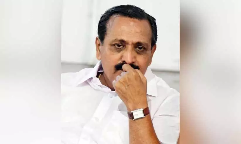 കോൺഗ്രസിൽ വാഴ്ത്തൽ മാത്രം; മിണ്ടിയൽ സ്ഥാനം പോകും- എം.കെ രാഘവൻ കോൺഗ്രസിൽ വാഴ്ത്തൽ മാത്രം; മിണ്ടിയൽ സ്ഥാനം പോകും- എം.കെ രാഘവൻ