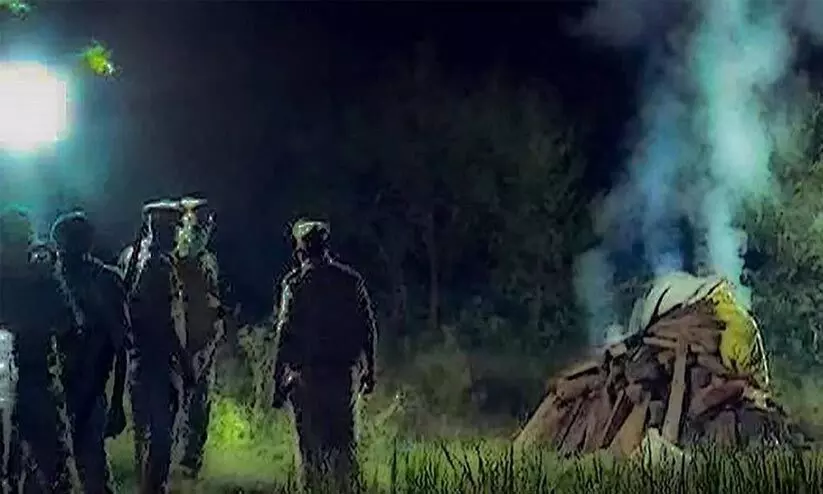 നീതി ലഭിച്ചില്ല, പോരാട്ടം തുടരുമെന്ന് ഹാഥറസ് ഇരയുടെ കുടുംബം