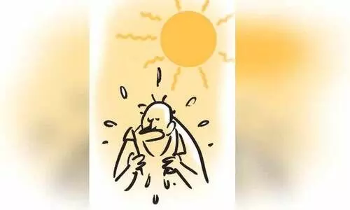 ചുട്ടുപഴുത്ത് കേരളം; വെള്ളിയാഴ്ച കണ്ണൂരിലെ ചൂട് 40 ഡിഗ്രി ചുട്ടുപഴുത്ത് കേരളം; വെള്ളിയാഴ്ച കണ്ണൂരിലെ ചൂട് 40 ഡിഗ്രി