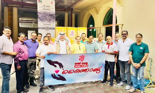 ഭൂ​ക​മ്പ ദു​രി​ത​ബാ​ധി​ത​ർ​ക്ക്​ സ​ഹാ​യ​വ​സ്തു​ക്ക​ൾ കൈ​മാ​റി