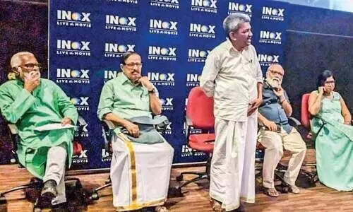 തൃ​ശൂ​ർ അ​ന്താ​രാ​ഷ്ട്ര ച​ല​ച്ചി​​ത്രോ​ത്സ​വം തു​ട​ങ്ങി