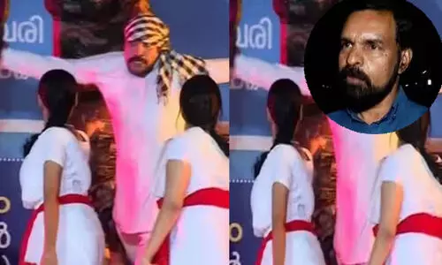 കലോത്സവത്തിലെ വിവാദ ദൃശ്യാവിഷ്കാരം; ‘മാതാ’ പേരാമ്പ്രയെ ഇനി പരിപാടികൾക്ക് വിളിക്കില്ലെന്ന് വിദ്യാഭ്യാസ വകുപ്പ് കലോത്സവത്തിലെ വിവാദ ദൃശ്യാവിഷ്കാരം; ‘മാതാ’ പേരാമ്പ്രയെ ഇനി പരിപാടികൾക്ക് വിളിക്കില്ലെന്ന് വിദ്യാഭ്യാസ വകുപ്പ്