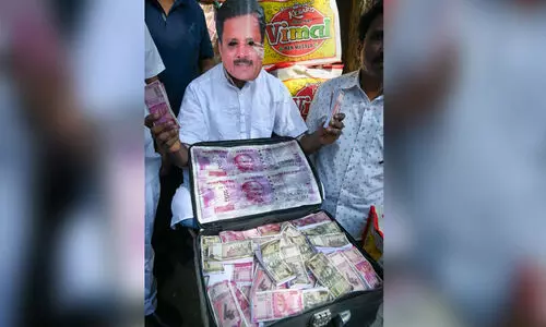 ബി.​ജെ.​പി എം.​എ​ൽ.​എ​യു​ടെ വീട്ടിലും റെയ്ഡ്; പണവും സ്വർണവും പിടിച്ചു