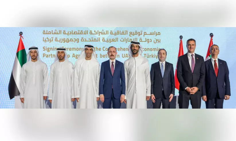 യു.​എ.​ഇ​യും തു​ർ​ക്കി​യ​യും സെ​പ ക​രാ​റി​ൽ ഒ​പ്പു​വെ​ച്ചു