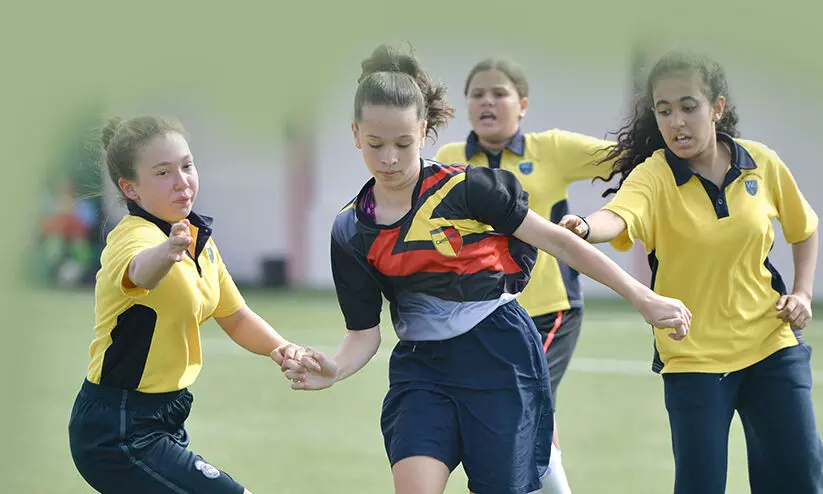 കുട്ടിത്താരങ്ങളേ, ഇതിലേ...