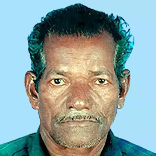 വേ​ലാ​യു​ധ​ൻ