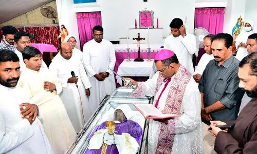 മുൻ ബിഷപ്​ ജോസഫ് ഫെര്‍ണാണ്ടസിന് കൊല്ലത്തിന്‍റെ അന്ത്യാഞ്ജലി