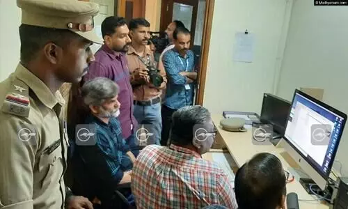 ഏഷ്യാനെറ്റ് ന്യൂസ് കോഴിക്കോട് ഓഫിസിൽ പൊലീസ് പരിശോധന