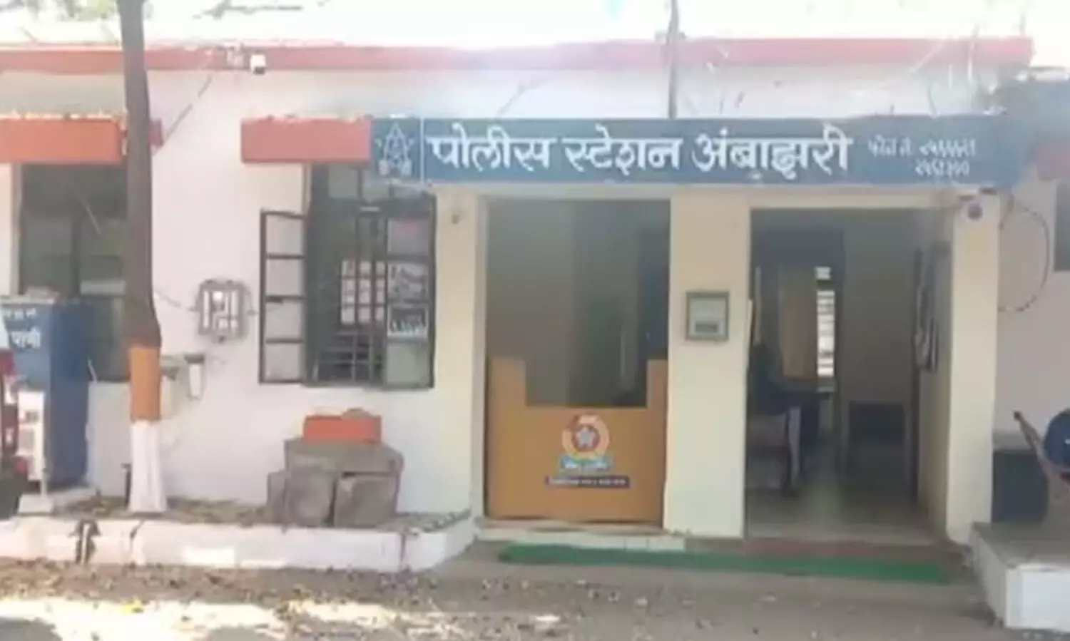 നാഗ്പൂരിൽ 15 വയസുകാരി യൂ ട്യൂബിൽ നോക്കി പ്രസവിച്ച് കുഞ്ഞിനെ കൊലപ്പെടുത്തി പെട്ടിയിൽ സൂക്ഷിച്ചു