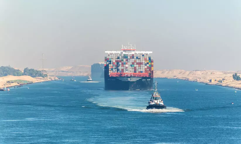 suez canal 0987