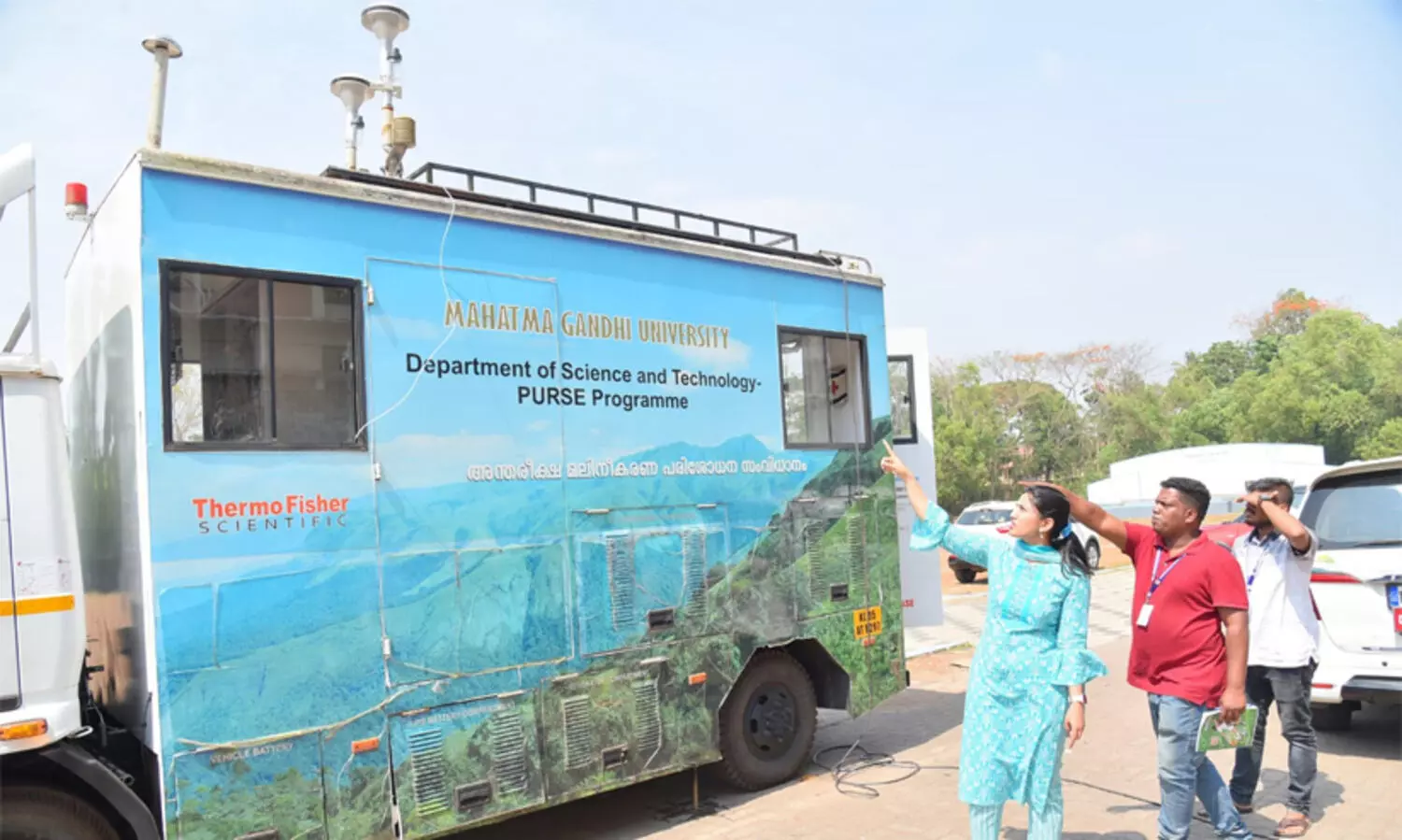 വായുവിന്റെ ഗുണനിലവാരം അളക്കാന്‍ നിരീക്ഷണ വാഹനം