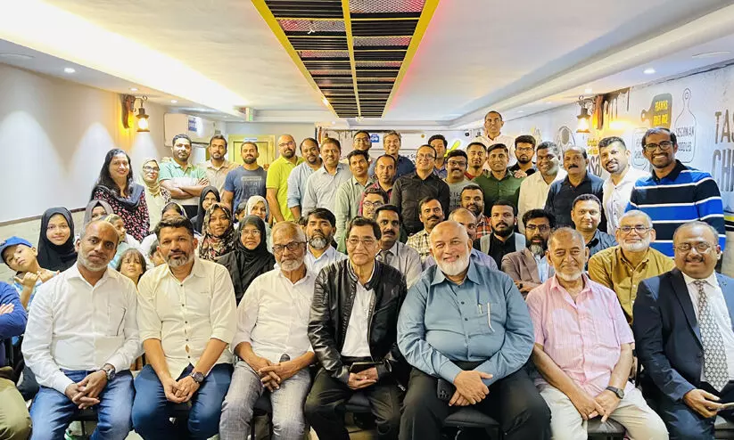 Platinum Jubilee, Fosa