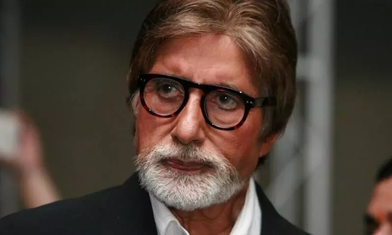 Amitabh Bachchan shares health update after suffering rib injury