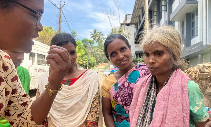 മുത്തങ്ങ കേസ്: മാരിയെ കോടതിയില് ഹാജരാക്കിയത് വിവാദത്തില് മുത്തങ്ങ കേസ്: മാരിയെ കോടതിയില് ഹാജരാക്കിയത് വിവാദത്തില്