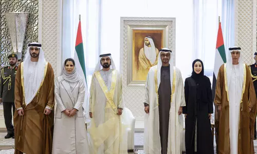 പു​തി​യ മ​ന്ത്രി​മാ​ർ സ​ത്യ​പ്ര​തി​ജ്ഞ ചെ​യ്തു