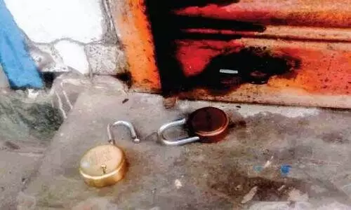 തി​രൂ​രി​ൽ വ്യാ​പാ​ര സ്ഥാ​പ​ന​ത്തി​ൽ മോ​ഷ​ണം; പ​ണം ക​വ​ർ​ന്നു