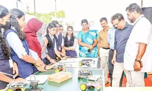 വിസ്മയിപ്പിച്ച് കുട്ടി ശാസ്ത്രജ്ഞർ