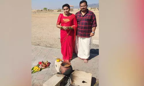 സലാലയിൽ ആറ്റുകാൽ പൊങ്കാലയിട്ട് അനിതയും കുടുംബവും