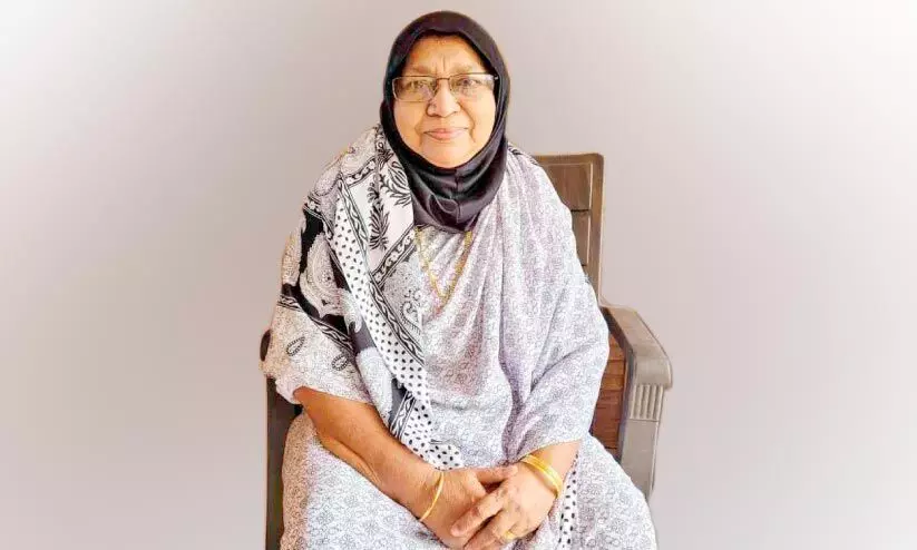 വിഷം തീണ്ടുന്നവർക്ക് അഭയമായി ആയിഷ വിഷം തീണ്ടുന്നവർക്ക് അഭയമായി ആയിഷ